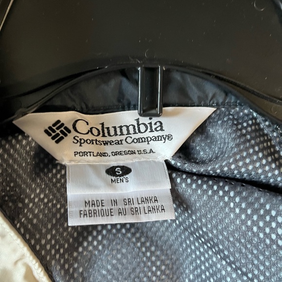 Columbia lightweight jacket - Picture 2 of 5